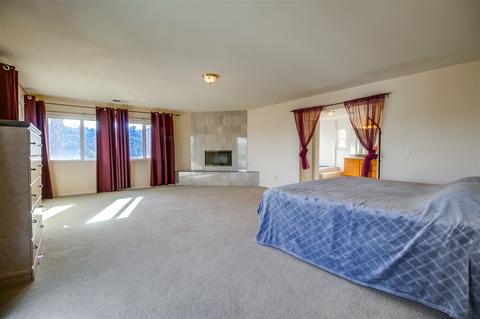 835 Murray Dr, El Cajon, CA 92020 photo 10