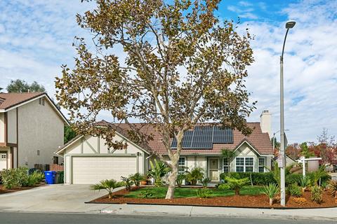 4912 Meadowbrook Dr, Oceanside, CA 92056 photo 1