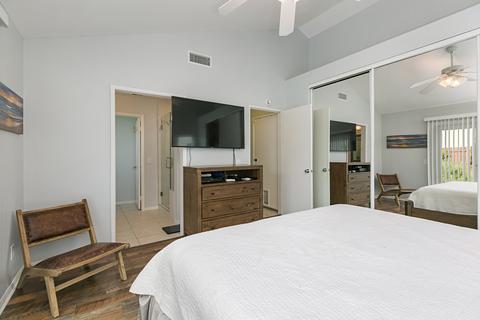 4912 Meadowbrook Dr, Oceanside, CA 92056 photo 6