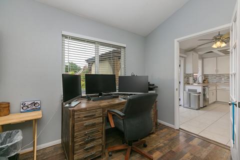 4912 Meadowbrook Dr, Oceanside, CA 92056 photo 11