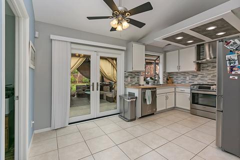 4912 Meadowbrook Dr, Oceanside, CA 92056 photo 3