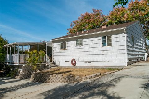10207 Madrid Way, Spring Valley, CA 91977 photo 4