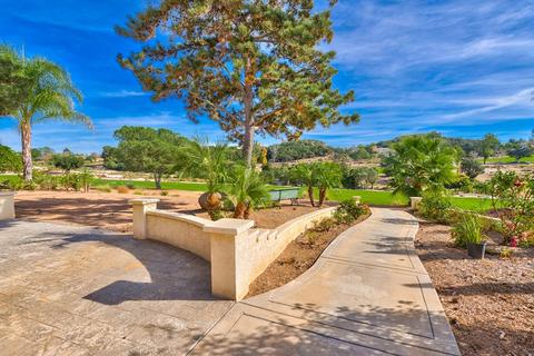 10573 E Meadow Glen Way E, Escondido, CA 92026 photo 23