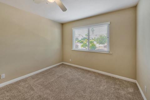 10573 E Meadow Glen Way E, Escondido, CA 92026 photo 19