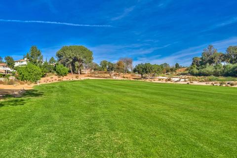 10573 E Meadow Glen Way E, Escondido, CA 92026 photo 25