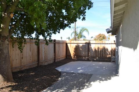 827 E Lincoln Ave, Escondido, CA 92026 photo 17