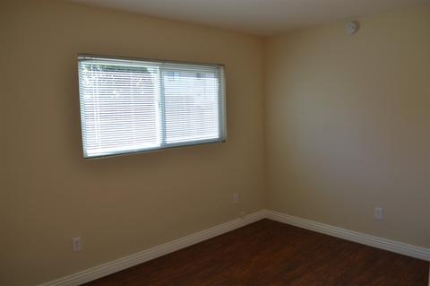 827 E Lincoln Ave, Escondido, CA 92026 photo 11
