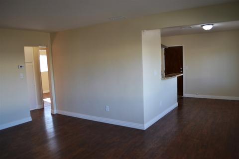 827 E Lincoln Ave, Escondido, CA 92026 photo 6