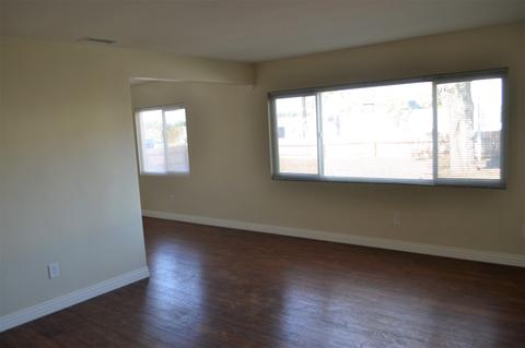 827 E Lincoln Ave, Escondido, CA 92026 photo 5
