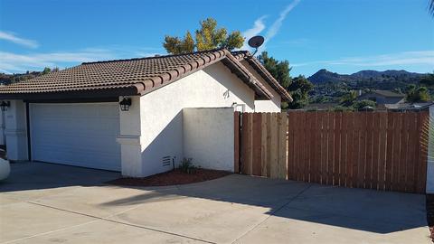 23535 Carmena Rd, Ramona, CA 92065 photo 2
