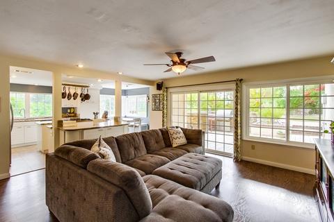 1256 Timberpond Dr, El Cajon, CA 92019 photo 8