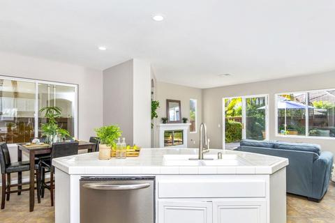 3509 Levee Dr, Carlsbad, CA 92010 photo 10