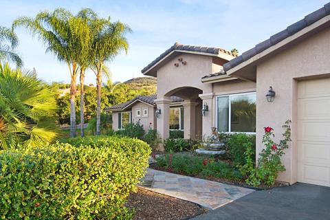 11274 Atchison Way, Valley Center, CA 92082 photo 3