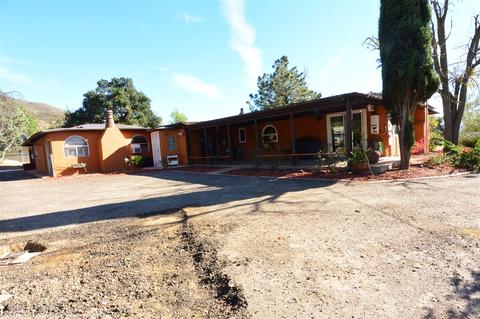 680 Anderson Rd, Alpine, CA 91901 photo 1