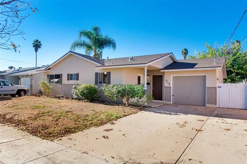 713 Aster St, Escondido, CA 92027 photo 2