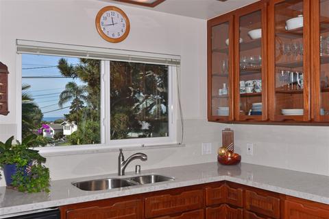 1301 Blue Sky Dr, Cardiff, CA 92007 photo 10