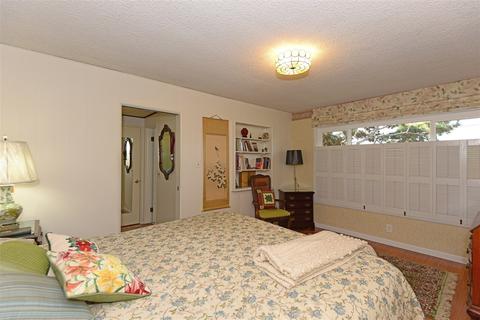 1301 Blue Sky Dr, Cardiff, CA 92007 photo 12