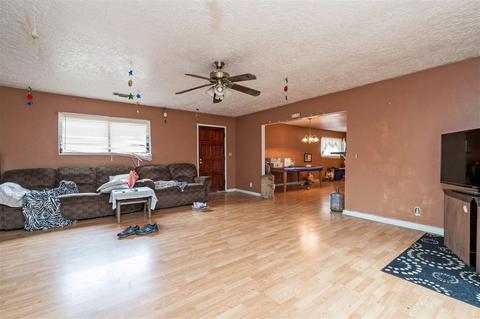 9754 Pebble Beach Dr, Santee, CA 92071 photo 4