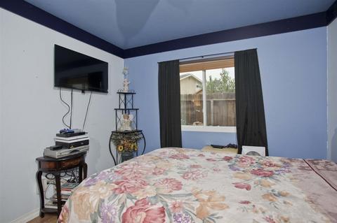 10823 Princess Arlene Dr, Santee, CA 92071 photo 13
