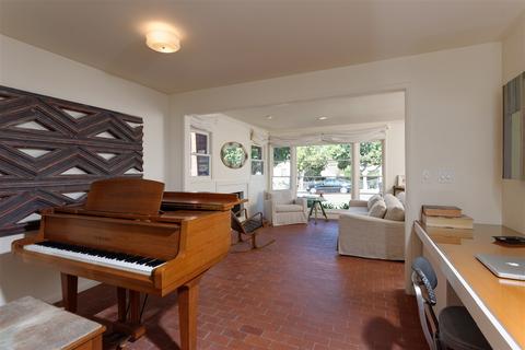 723 Arenas St, La Jolla, CA 92037 photo 3