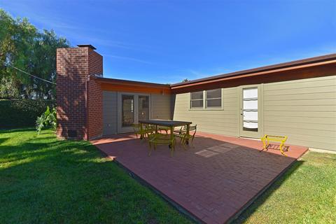 723 Arenas St, La Jolla, CA 92037 photo 12
