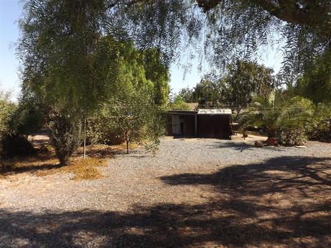 1685 Howard, San Ysidro, CA 92173 photo 5