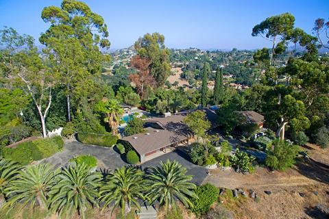 780 Chaparral Ln, Escondido, CA 92025 photo 5