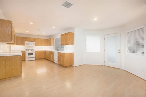 467 Lexington Cir, Oceanside, CA 92057 photo 8