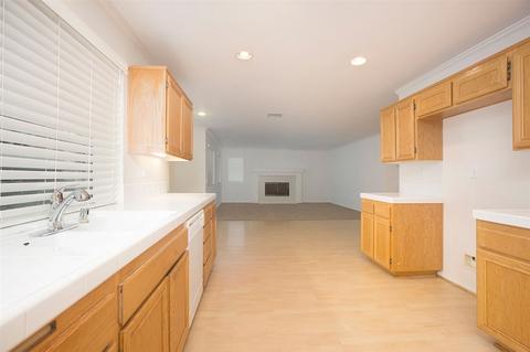 467 Lexington Cir, Oceanside, CA 92057 photo 10
