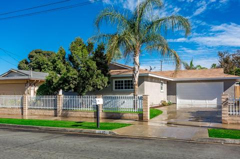 522 Roja St, Oceanside, CA 92057 photo 1