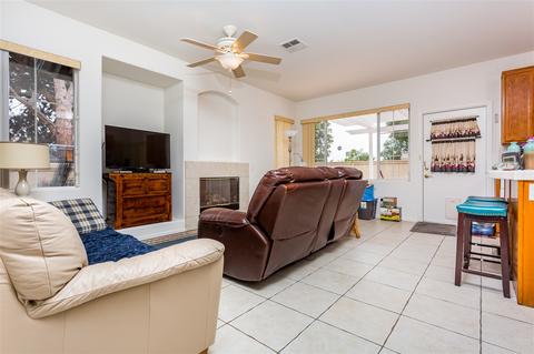6477 Caltha Pl, Carlsbad, CA 92011 photo 4