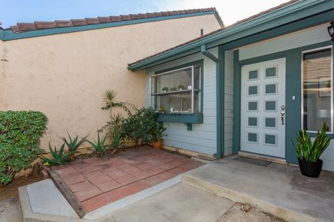413 Nantucket Gln, Escondido, CA 92027 photo 2