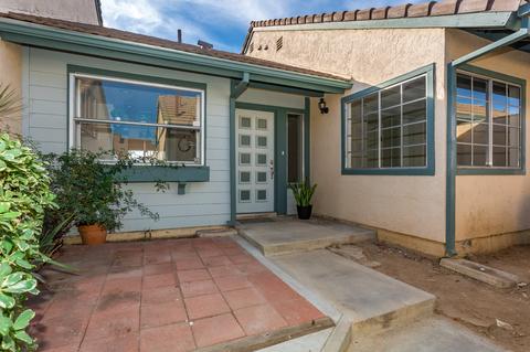 413 Nantucket Gln, Escondido, CA 92027 photo 1
