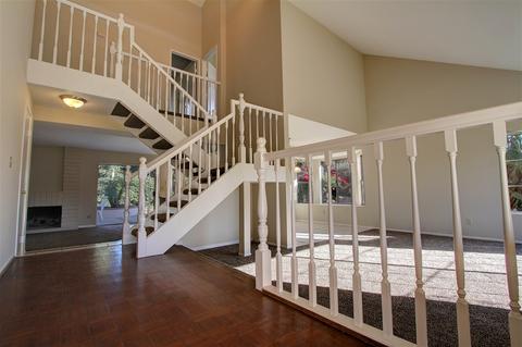 2095 Monaco Ct, El Cajon, CA 92019 photo 2