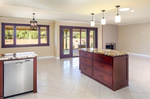1140 La Mirada Ave, Escondido, CA 92026 photo 9