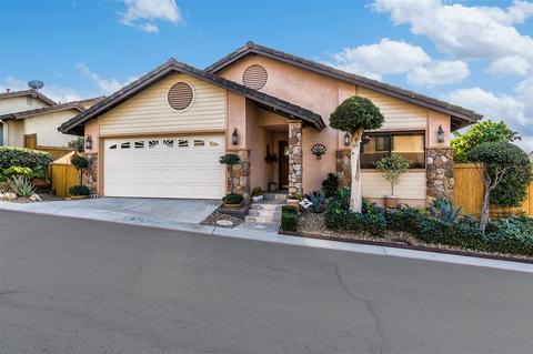 1651 Madrone Gln, Escondido, CA 92027 photo 1