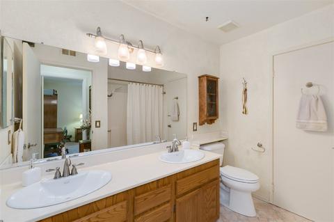 1651 Madrone Gln, Escondido, CA 92027 photo 19