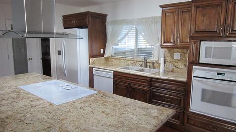 5121 Don Mata Dr, Carlsbad, CA 92010 photo 5