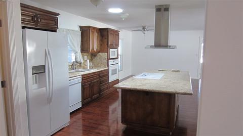 5121 Don Mata Dr, Carlsbad, CA 92010 photo 4