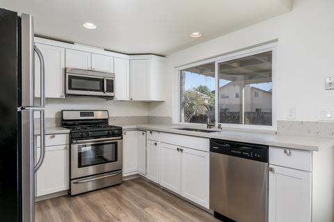 1213 Kent Ave, Escondido, CA 92027 photo 10