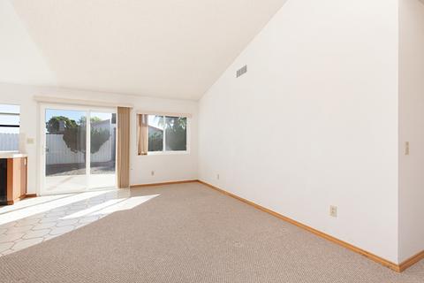 714 Rivertree Dr, Oceanside, CA 92058 photo 7