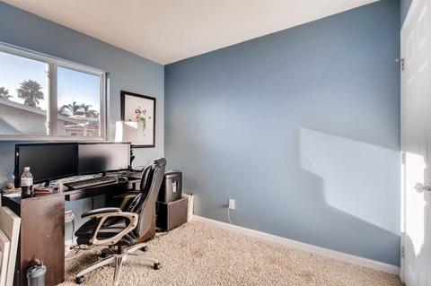 8606 Carlton Oaks Dr, Santee, CA 92071 photo 18