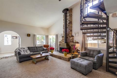 1202 El Rey Ave, El Cajon, CA 92021 photo 4