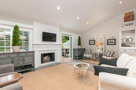 5676 Caminito Isla, La Jolla, CA 92037 photo 4