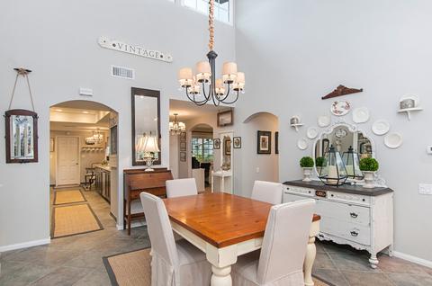 5676 Caminito Isla, La Jolla, CA 92037 photo 7