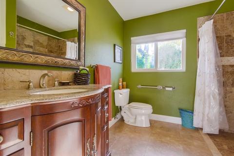 1442 Phillips St, Vista, CA 92083 photo 18