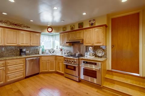 4210 Bancroft Dr, La Mesa, CA 91941 photo 8