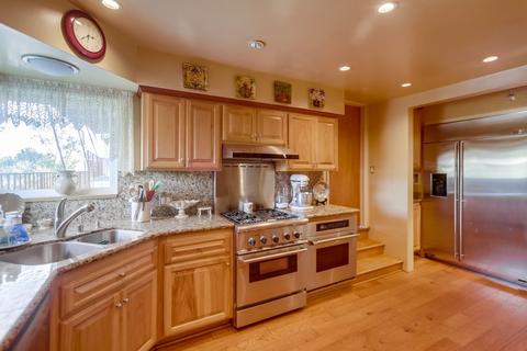 4210 Bancroft Dr, La Mesa, CA 91941 photo 9