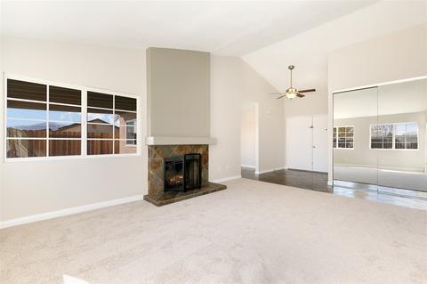 159 Calle Querido, San Marcos, CA 92069 photo 2