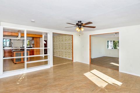 1555 E Madison Ave, El Cajon, CA 92019 photo 8